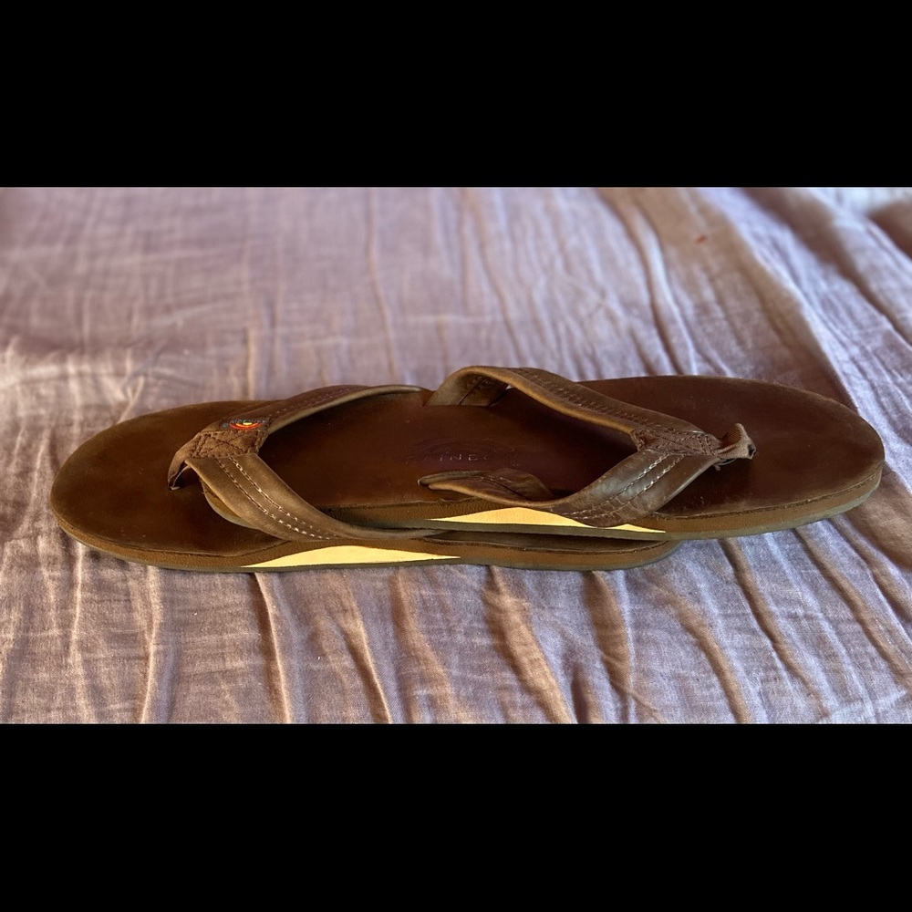 rainbow brand sandals mens size 10. very good condition. worn one day.